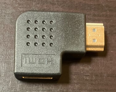 HDMI L型アダプタが100円 Daiso 1